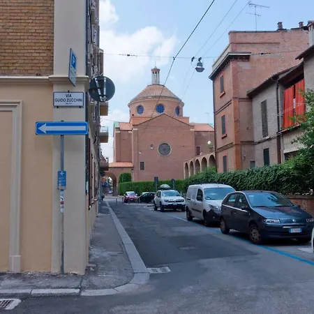 Z8 Apartment Bologna
